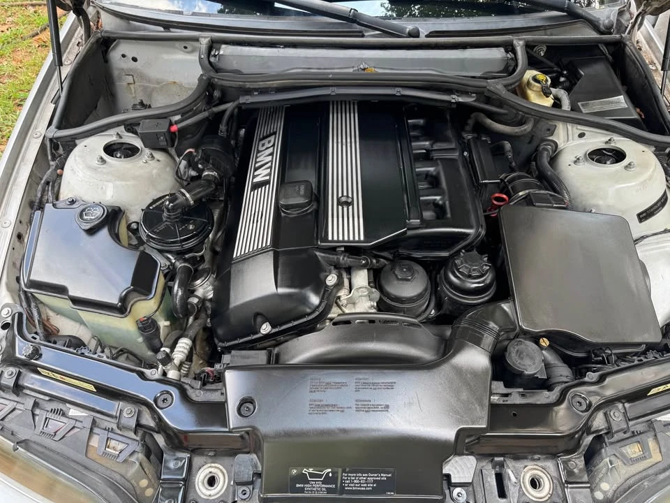 2005 BMW E46 330i & 330Ci - Image 9 of 9