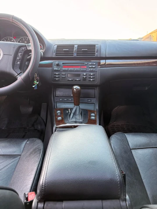 2005 BMW E46 330i & 330Ci - Image 18 of 19