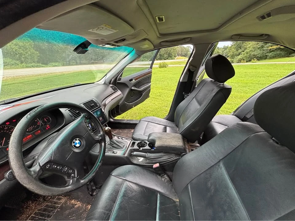 2005 BMW E46 330i & 330Ci - Image 5 of 14