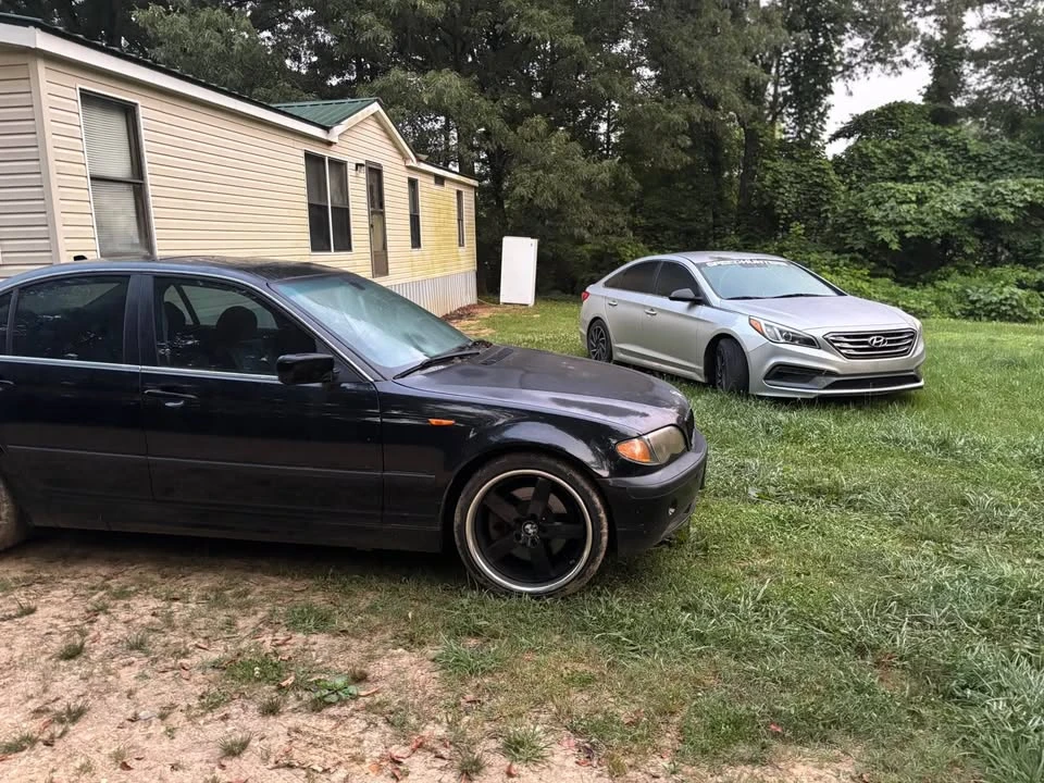 2005 BMW E46 330i & 330Ci - Image 2 of 14