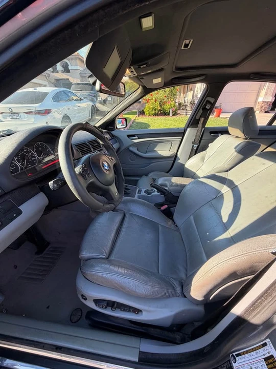 2005 BMW E46 330i & 330Ci - Image 11 of 14