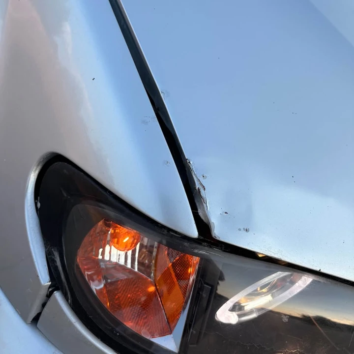 2005 BMW E46 330i & 330Ci - Image 8 of 19