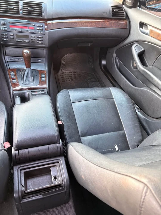2005 BMW E46 330i & 330Ci - Image 15 of 19