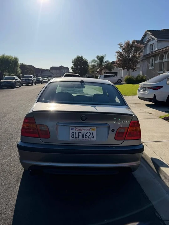 2005 BMW E46 330i & 330Ci - Image 2 of 14