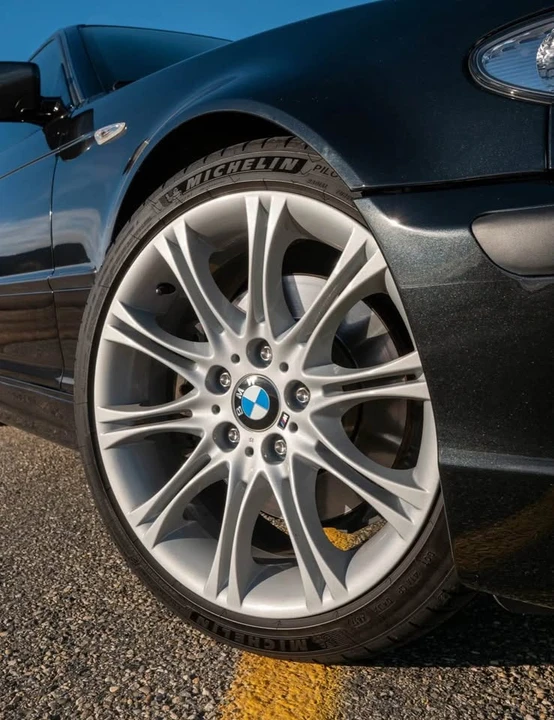 2005 BMW E46 330i & 330Ci - Image 8 of 15