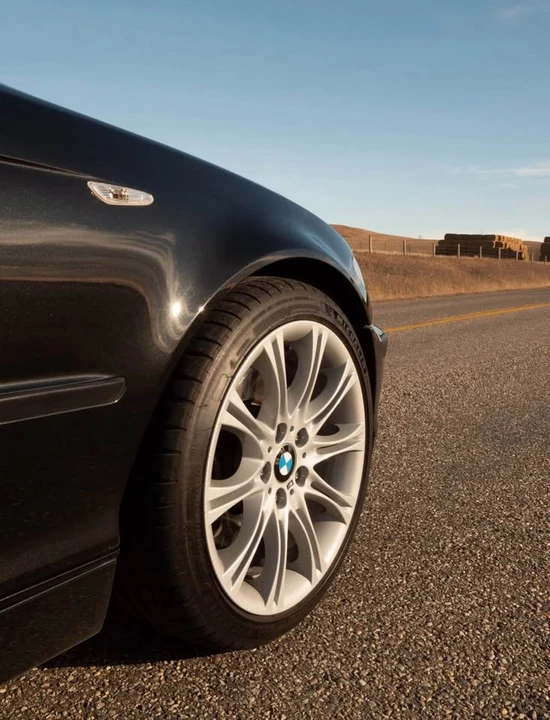2005 BMW E46 330i & 330Ci - Image 7 of 15