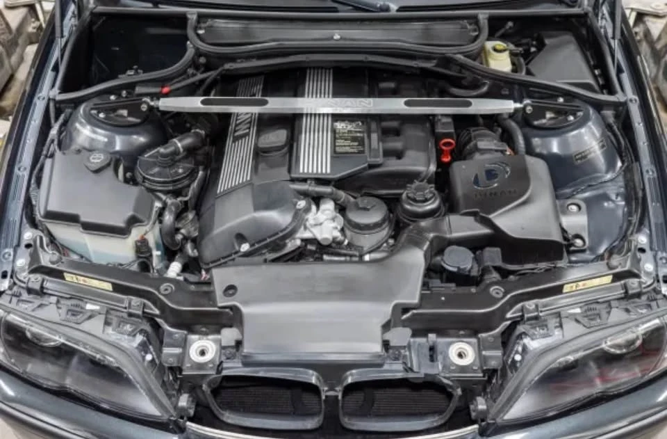 2005 BMW E46 330i & 330Ci - Image 5 of 15