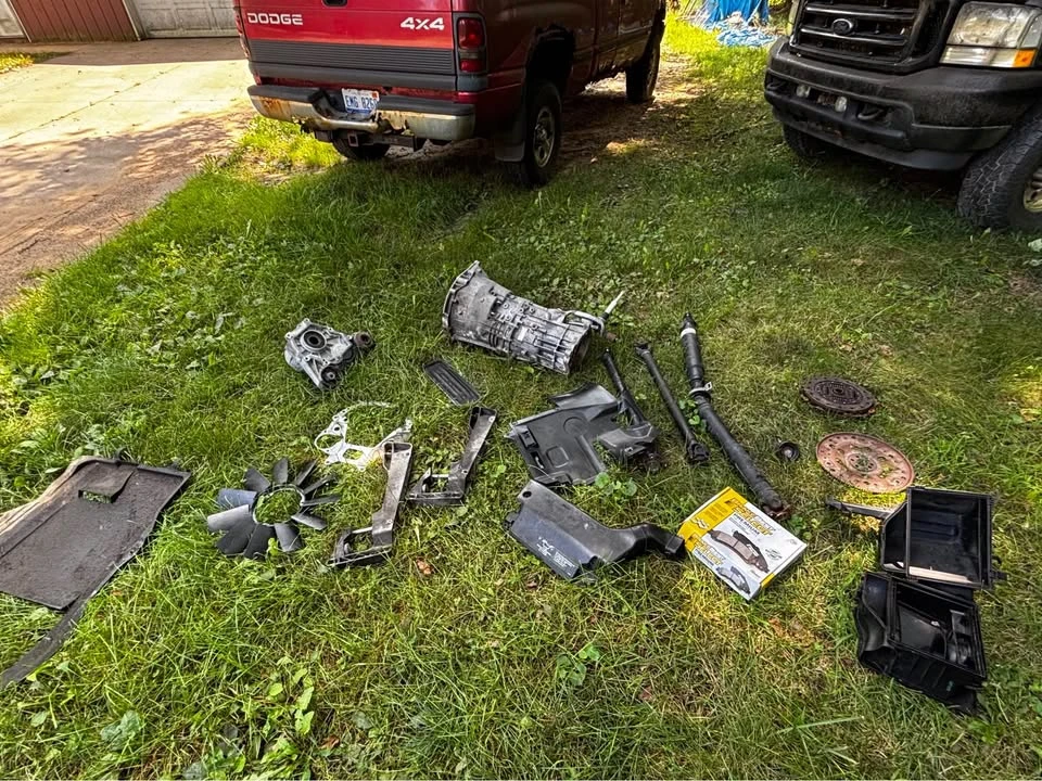 2005 BMW E46 330i & 330Ci - Image 11 of 13