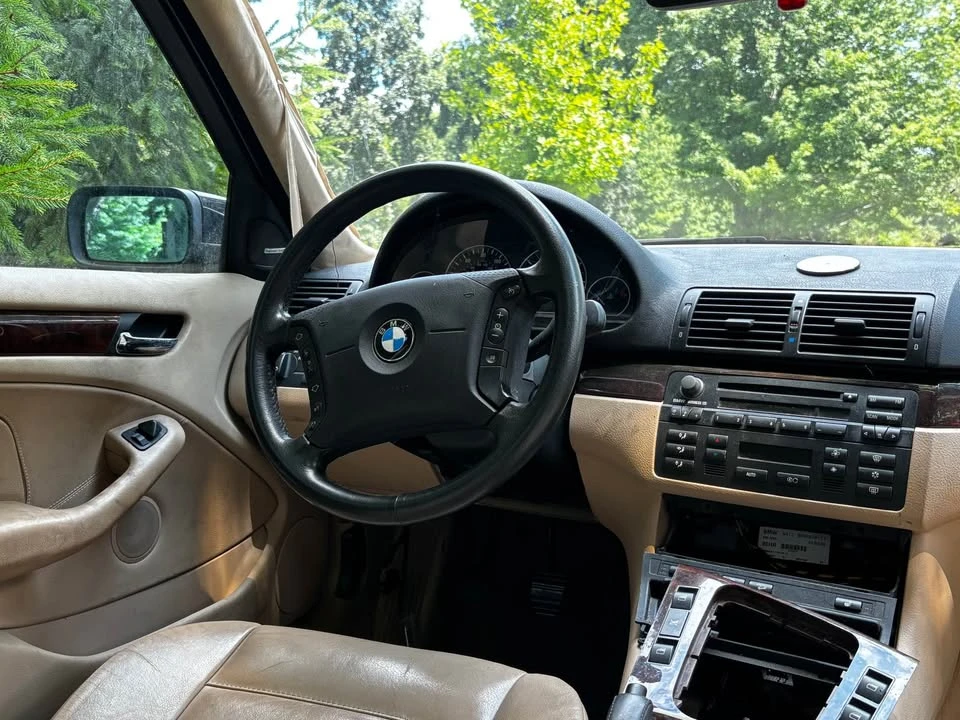 2005 BMW E46 330i & 330Ci - Image 9 of 13