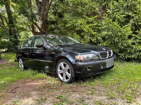 2005 BMW 3 Series 330i xDrive Sedan 4D