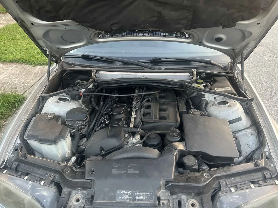 2005 BMW E46 330i & 330Ci - Image 3 of 5