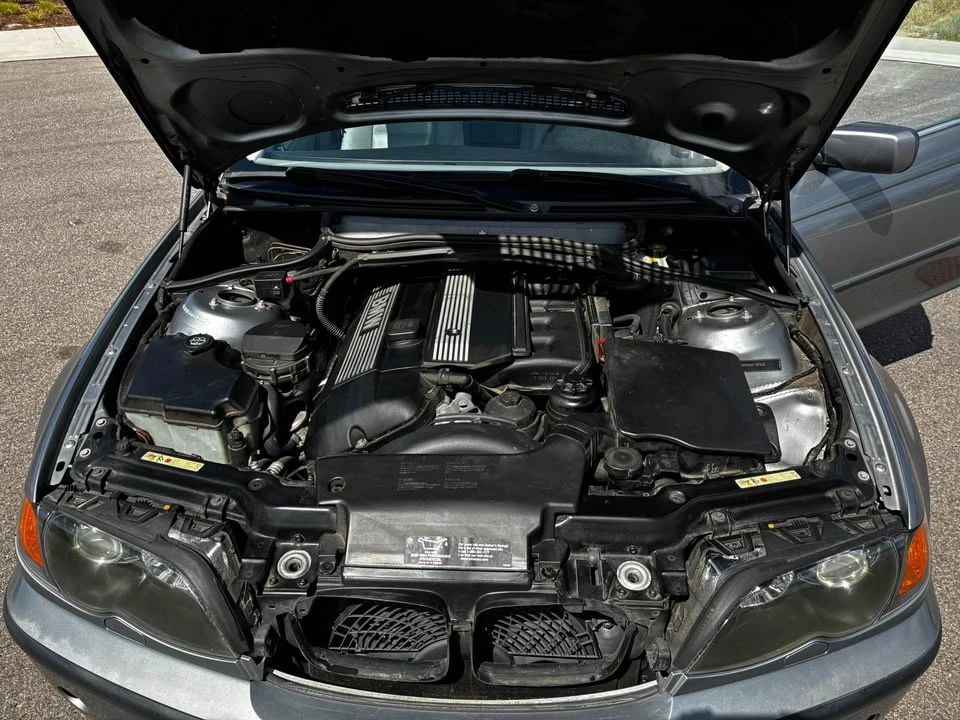 2005 BMW E46 330i & 330Ci - Image 7 of 19