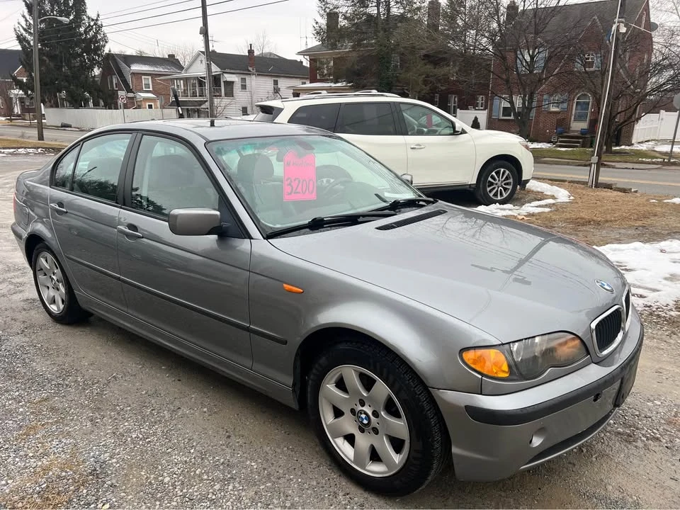 2005 BMW E46 330i & 330Ci - Image 2 of 12