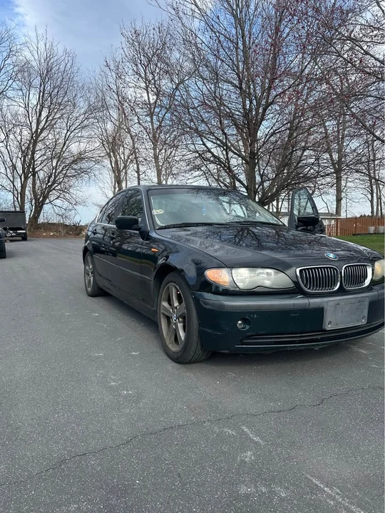 2005 BMW E46 330i & 330Ci - Image 9 of 16