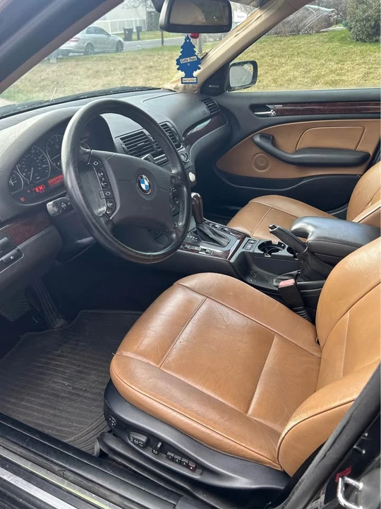 2005 BMW E46 330i & 330Ci - Image 13 of 16