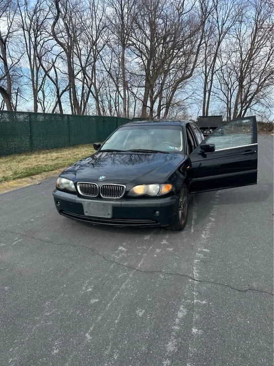 2005 BMW E46 330i & 330Ci - Image 8 of 16