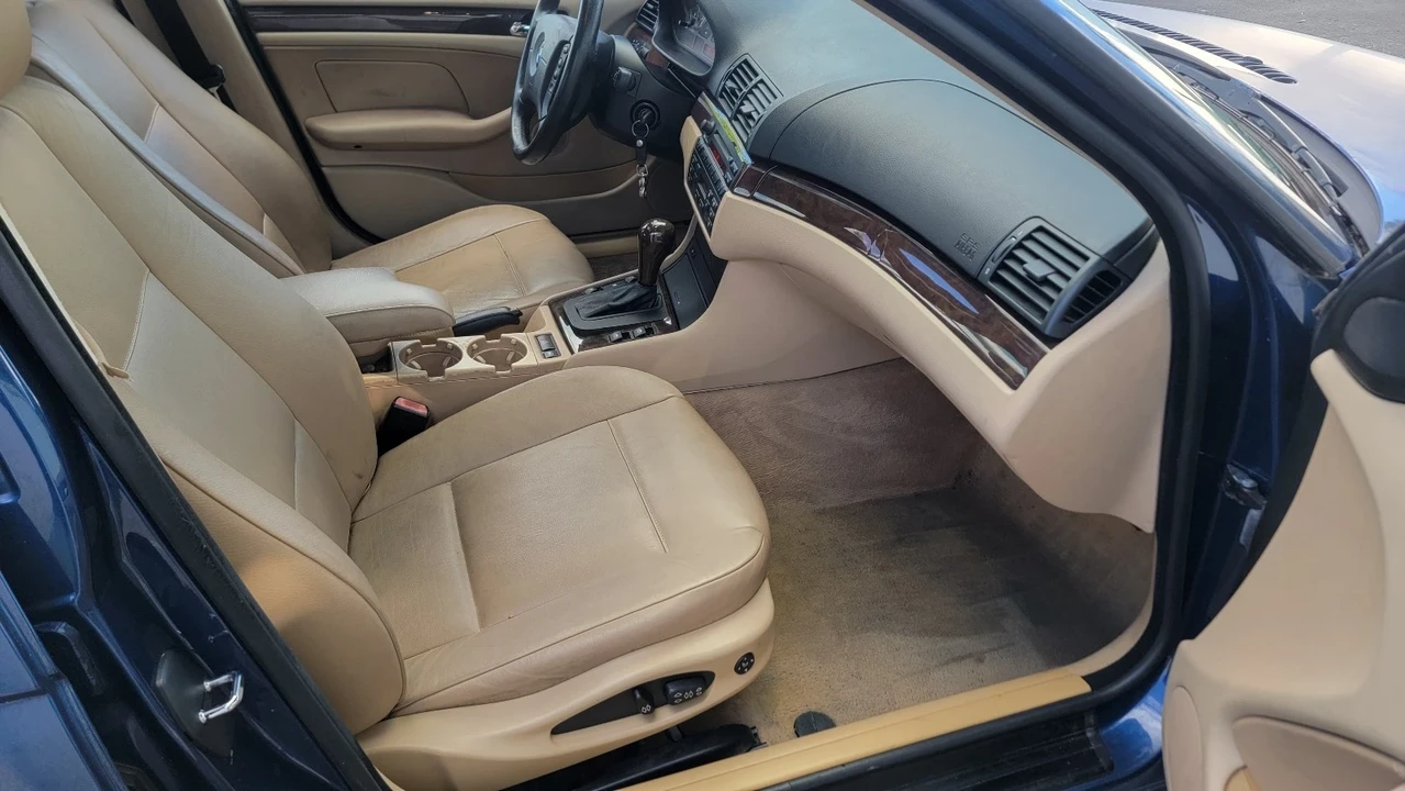 2005 BMW E46 3 Series - Image 11 of 21