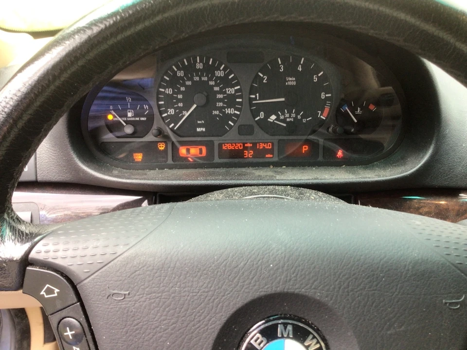 2005 BMW E46 3 Series - Image 10 of 17