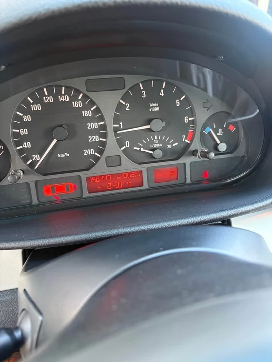 2005 BMW E46 3 Series - Image 5 of 6