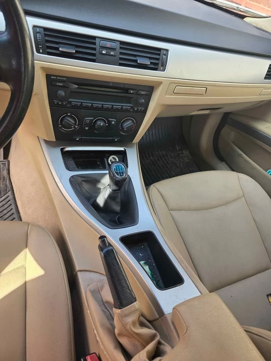 2005 BMW E46 3 Series - Image 4 of 5