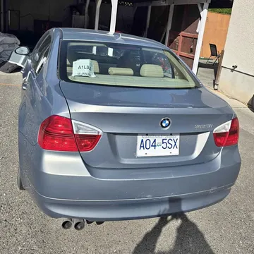2005 BMW 3 Series Sedan