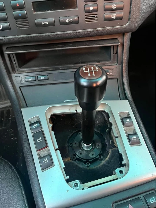 2005 BMW E46 3 Series - Image 2 of 11