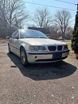 2005 BMW 325i Sedan