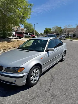 2005 BMW 325i Sedan