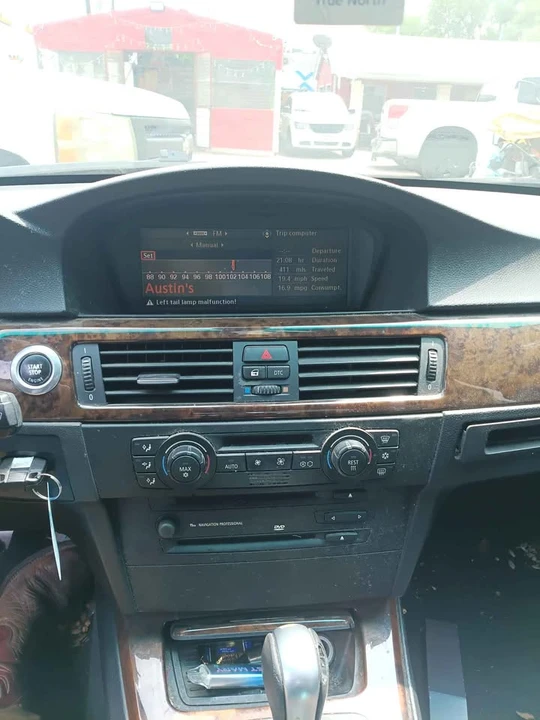 2005 BMW E46 3 Series - Image 11 of 16
