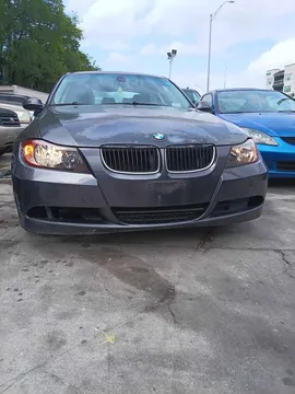 2005 BMW 325i Sedan