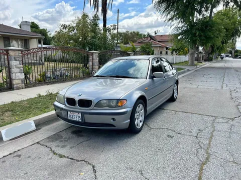 2005 BMW 3 Series 325i Sedan