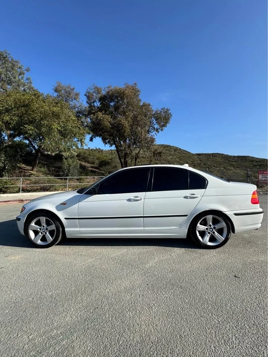 2005 BMW E46 3 Series - Image 2 of 18