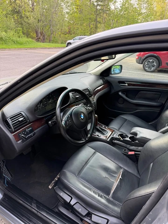2005 BMW E46 3 Series - Image 9 of 16