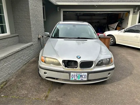 2005 BMW 3 Series 325xi Sedan