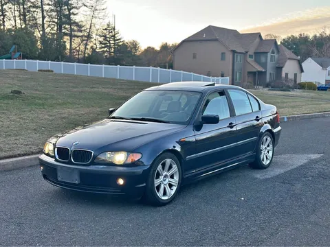 2005 BMW 328i Sedan
