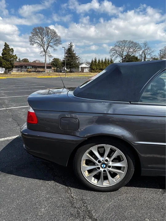 2005 BMW E46 330i & 330Ci - Image 16 of 16