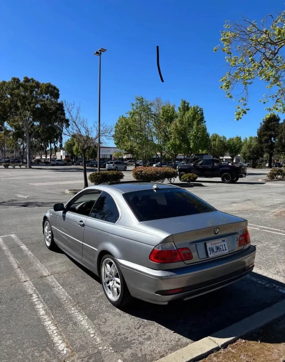 2005 BMW E46 330i & 330Ci - Image 2 of 4