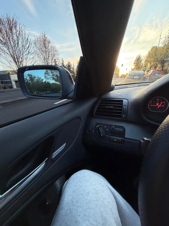 2005 BMW E46 330i & 330Ci - Image 6 of 11