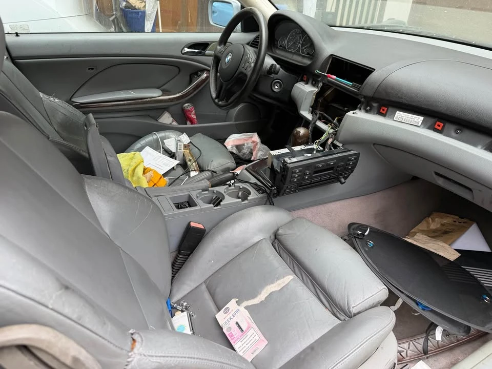 2005 BMW E46 330i & 330Ci - Image 4 of 8