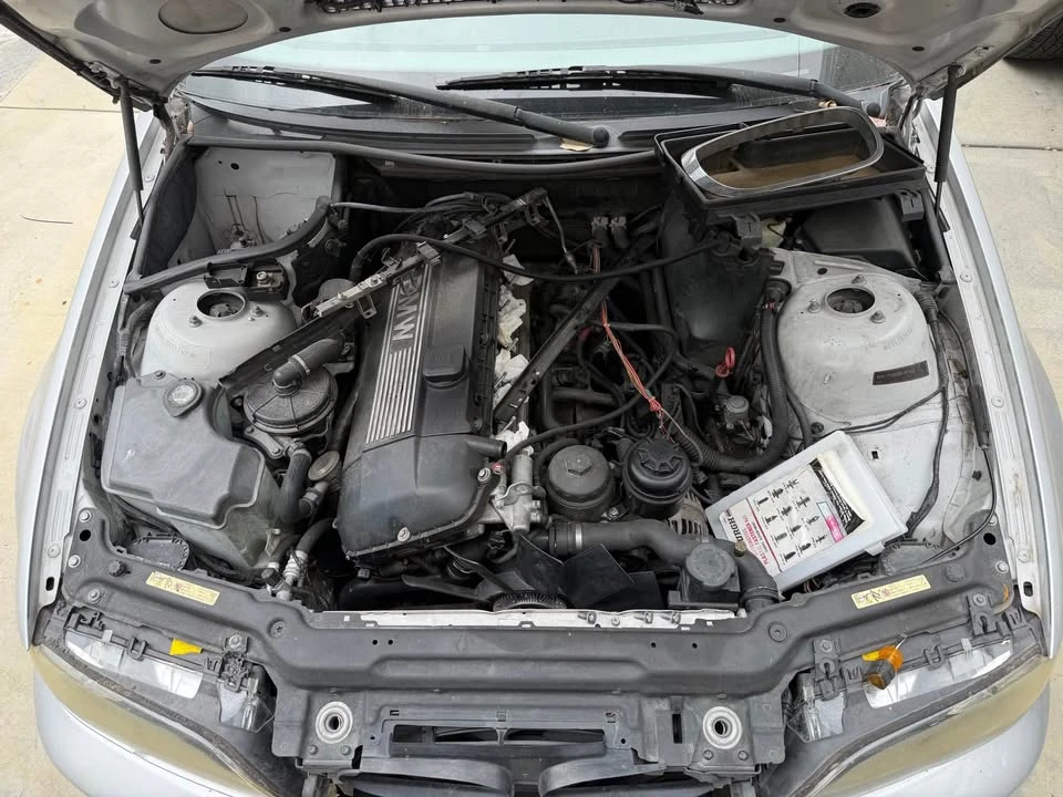 2005 BMW E46 330i & 330Ci - Image 6 of 8