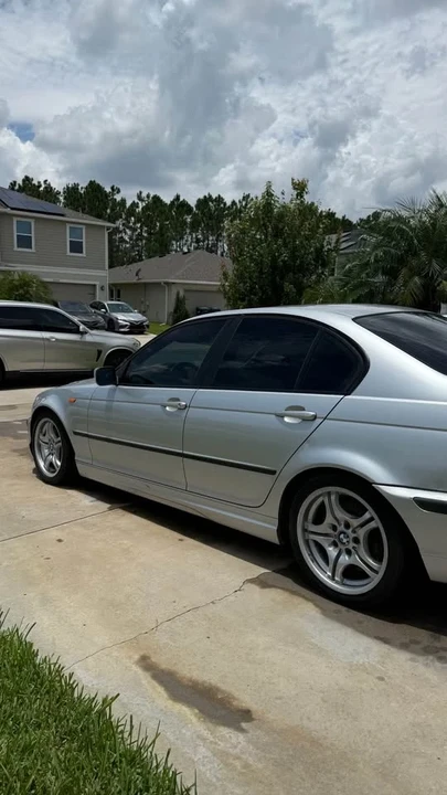 2005 BMW E46 330i & 330Ci - Image 7 of 15