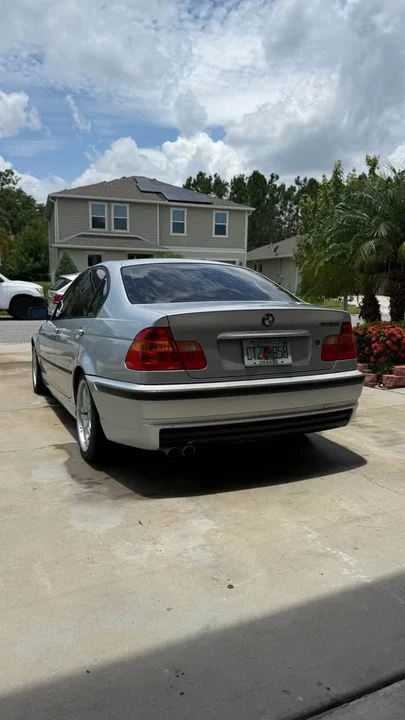 2005 BMW E46 330i & 330Ci - Image 2 of 15