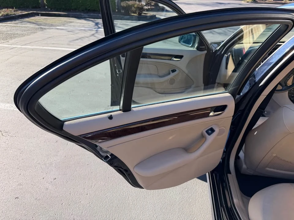 2005 BMW E46 330i & 330Ci - Image 5 of 9
