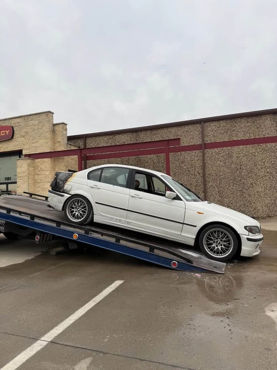 2005 BMW E46 330i & 330Ci - Image 6 of 7