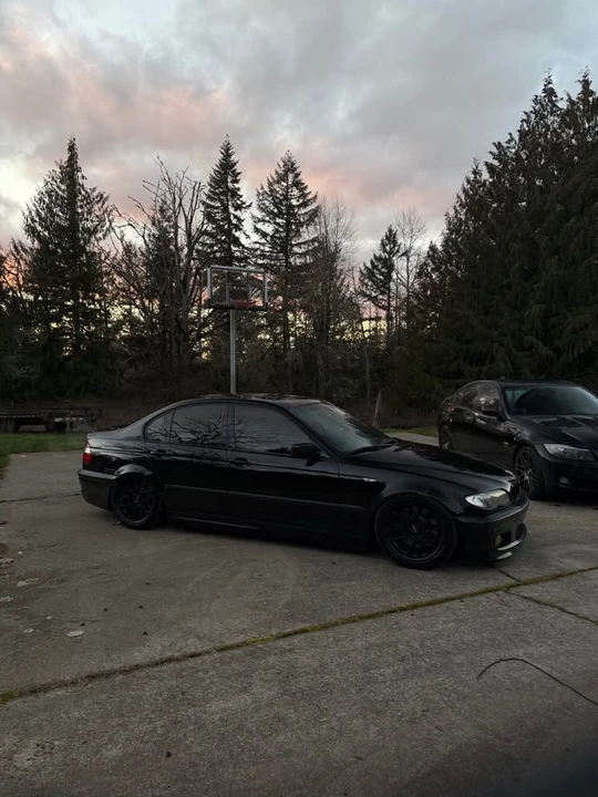 2005 BMW E46 330i & 330Ci - Image 9 of 12