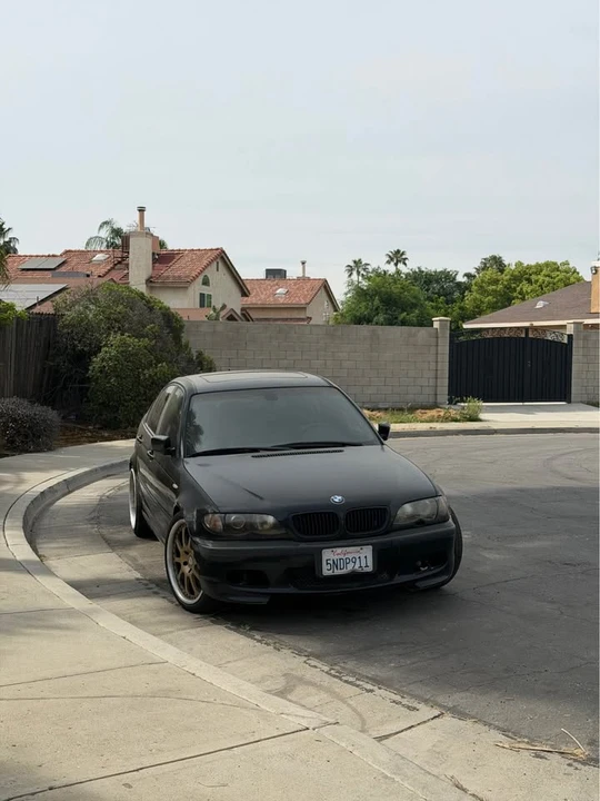 2005 BMW E46 330i & 330Ci - Image 6 of 10