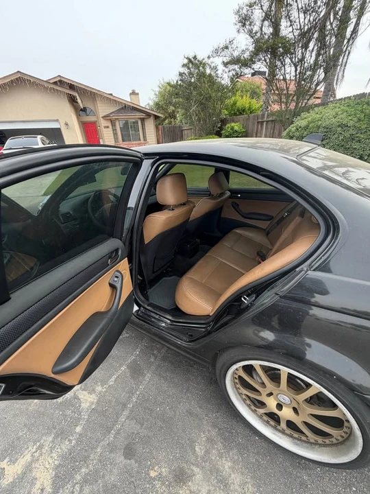 2005 BMW E46 330i & 330Ci - Image 9 of 10