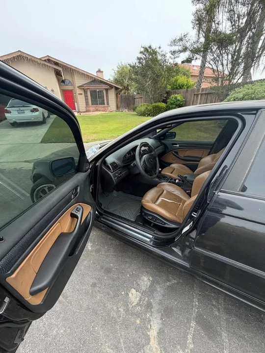 2005 BMW E46 330i & 330Ci - Image 8 of 10