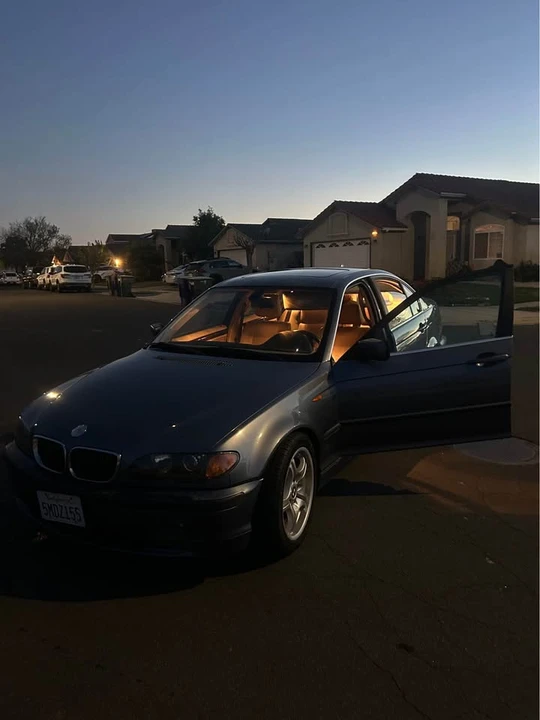 2005 BMW E46 330i & 330Ci - Image 2 of 7