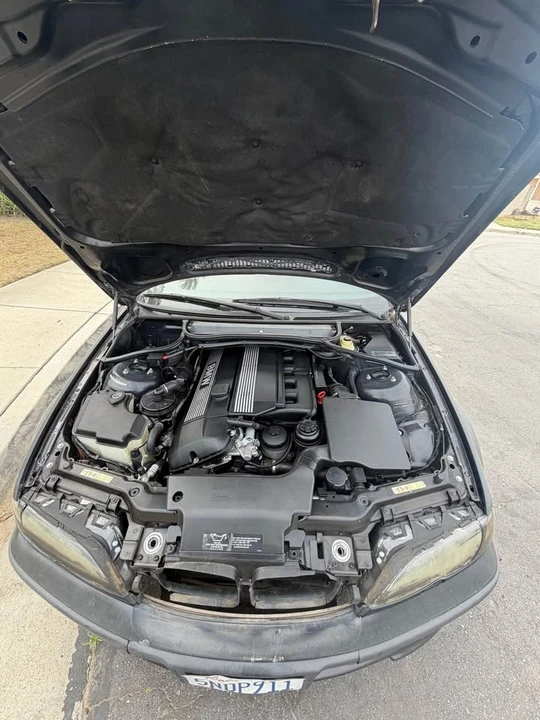 2005 BMW E46 330i & 330Ci - Image 10 of 10